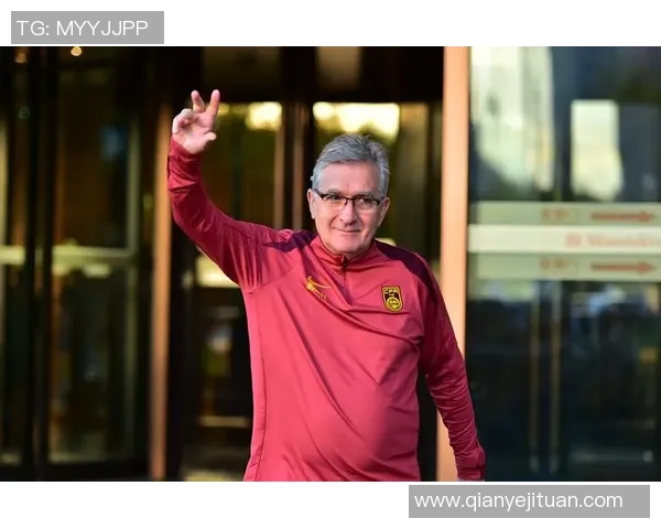 足球界专一球星榜单：那些为一俱乐部倾尽全力的传奇人物